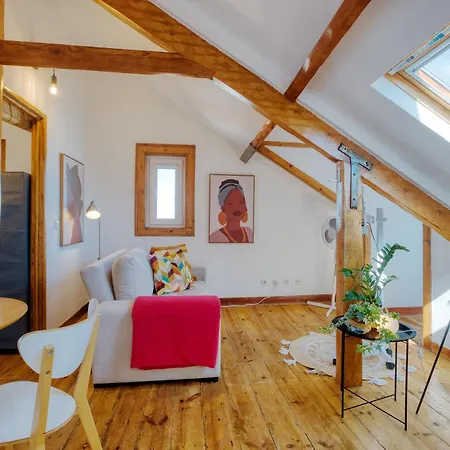 Portucale ! Beato River View With Terrace Apartment *